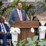 /media/orig/Elder-Mutombo-sexprime-depuis-la-chaire-lors-de-la-ceremonie-de-pose-de-la-premiere-pierre-du-temple-de-Brazzaville..png